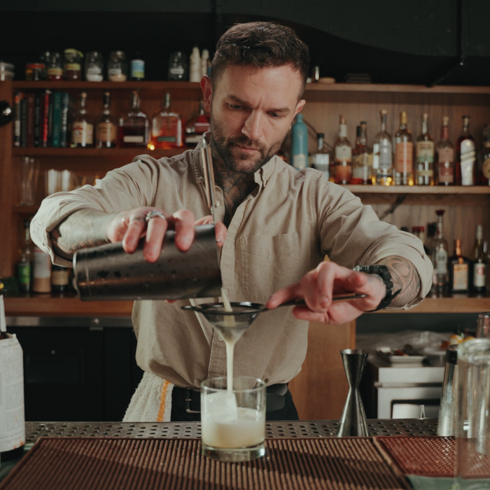 Cocktail Strainers 101: Choosing the Right Strainer for Perfect Drinks